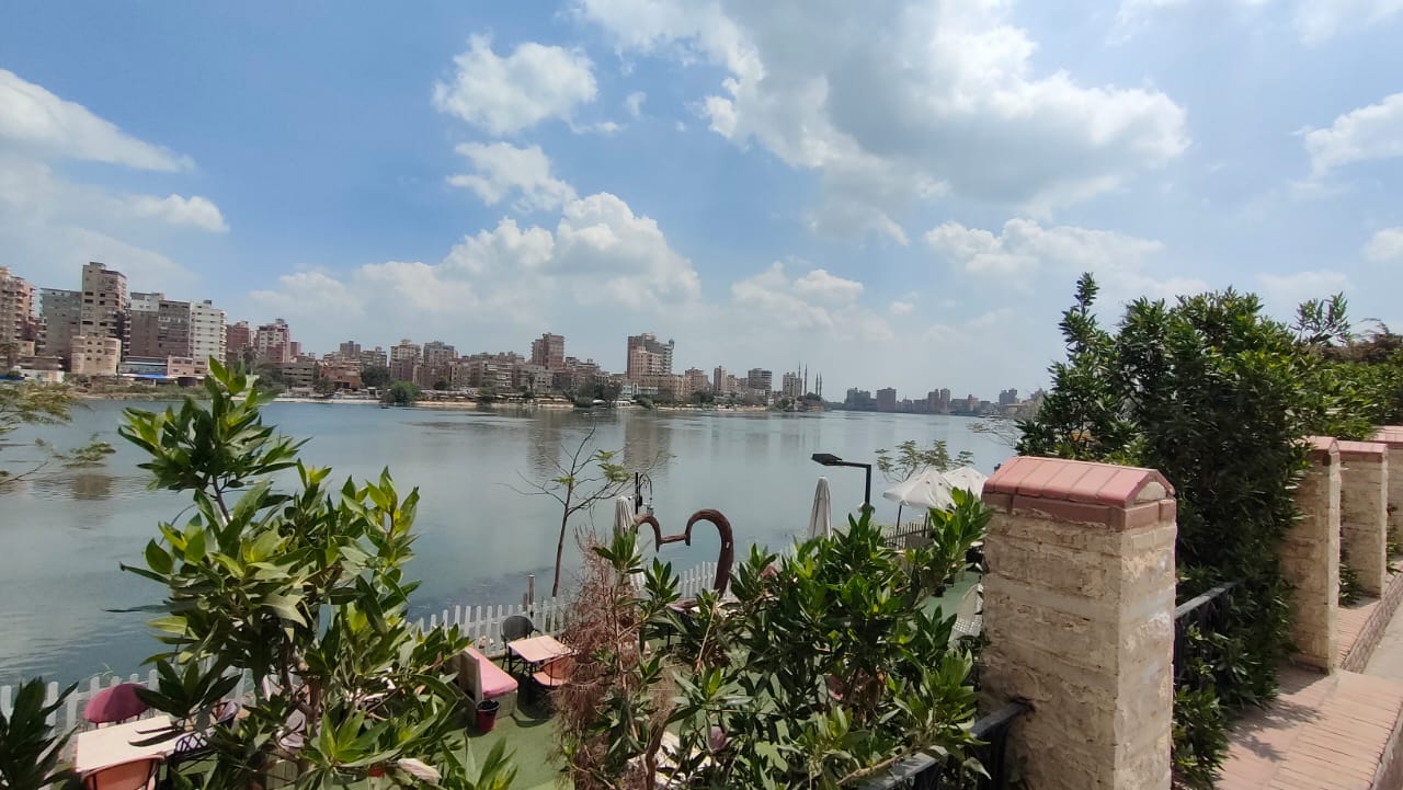 كورنيش النيل يستعد لاستقبال المواطنين.