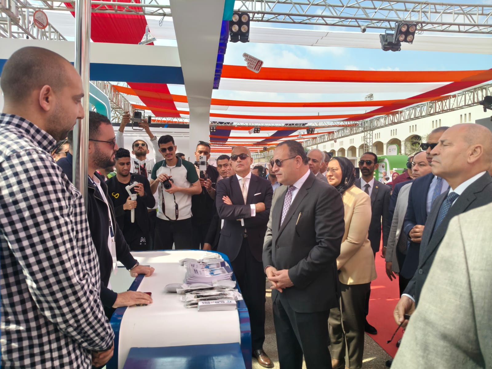 وزير التعليم العالي ومحافظ القاهرة يفتتحان النسخة الخامسة من الملتقى التوظيفي