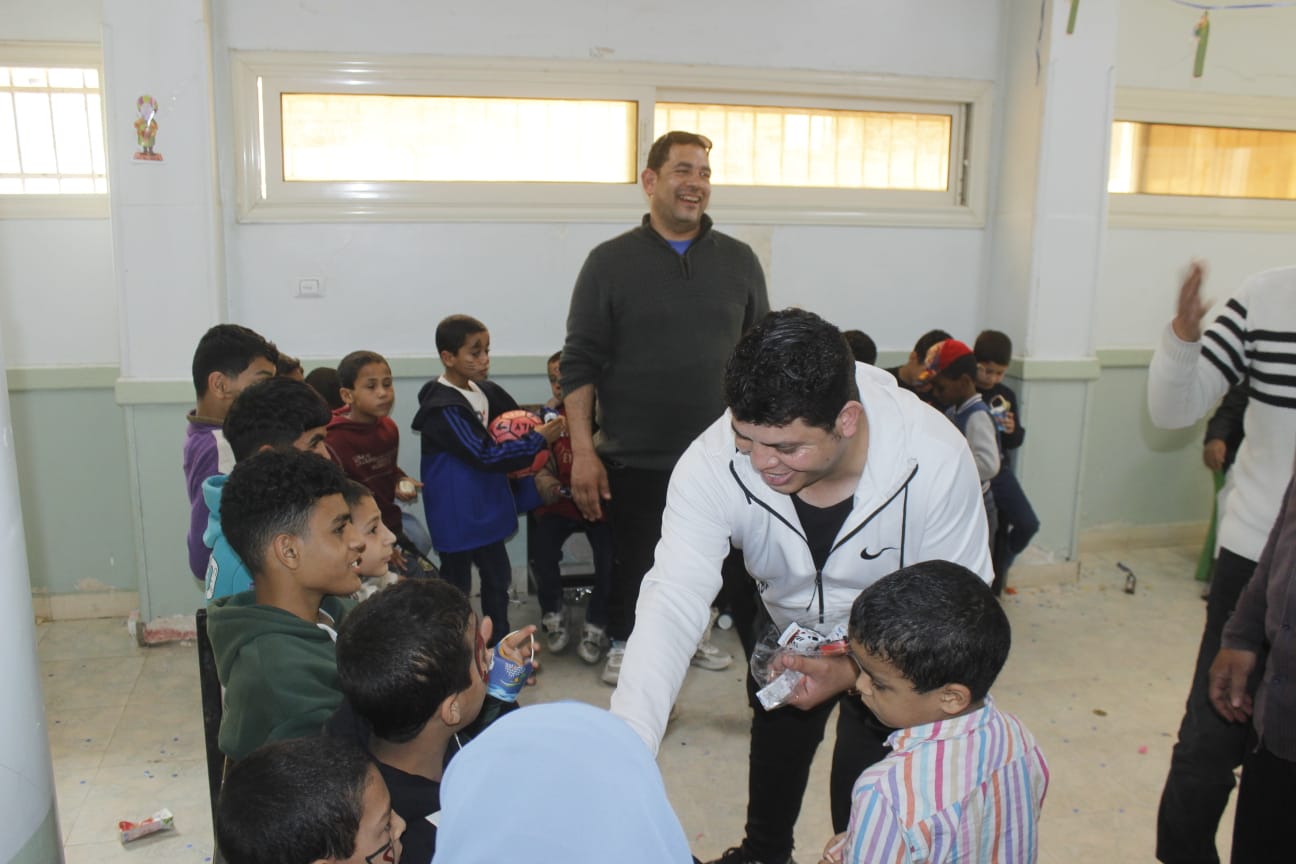 تكريم الاطفال الأيتام