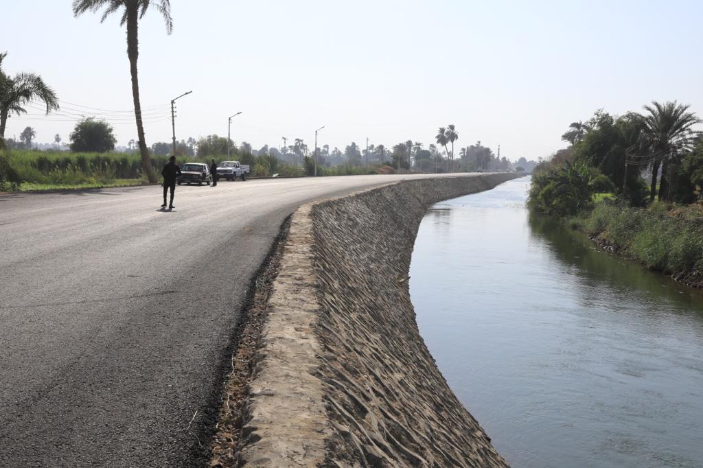 طرق سوهاج الجديدة فى الجمهورية الجديدة (9)