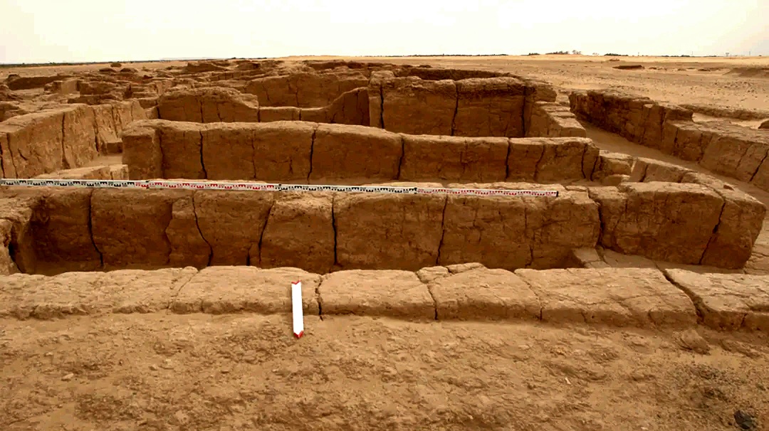 اقدم مدينة حضارية فى الصحراء الغربية