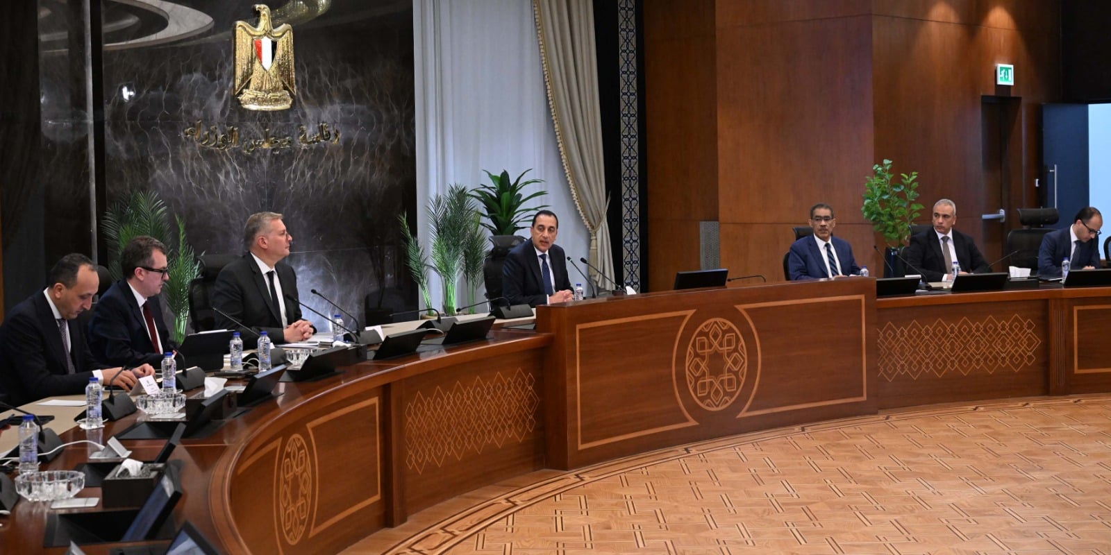اجتماع مجلس الوزراء (3)
