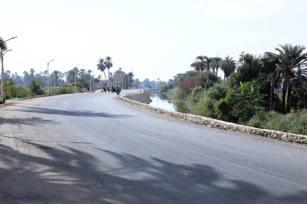 طرق سوهاج الجديدة فى الجمهورية الجديدة (7)