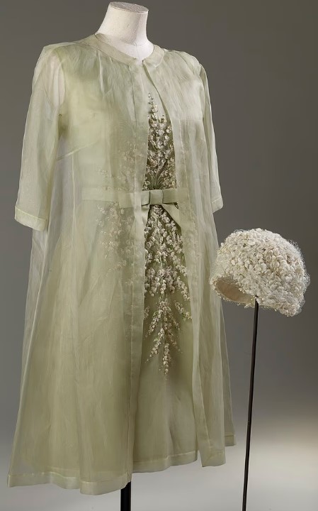 فستان زيتونى