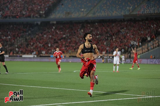 احتفال حسين الشحات بالهدف الثانى