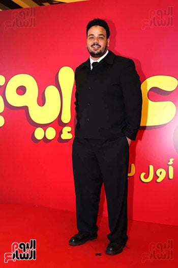 مصطفى غريب