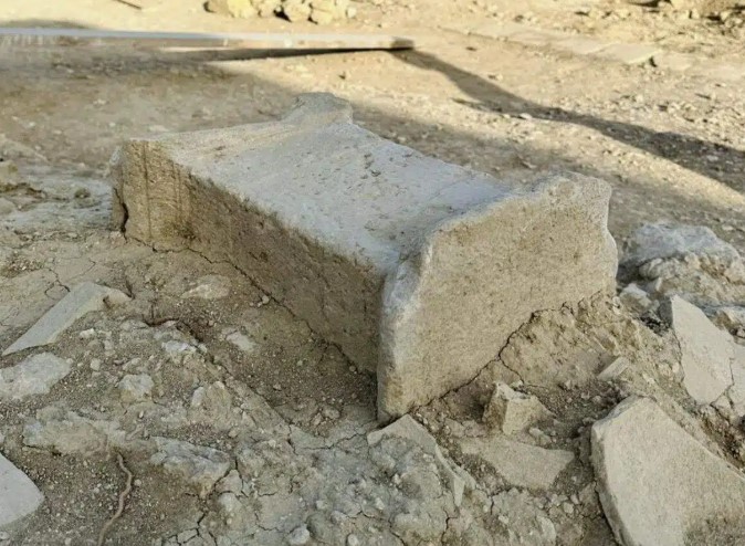 مذبح حجرى