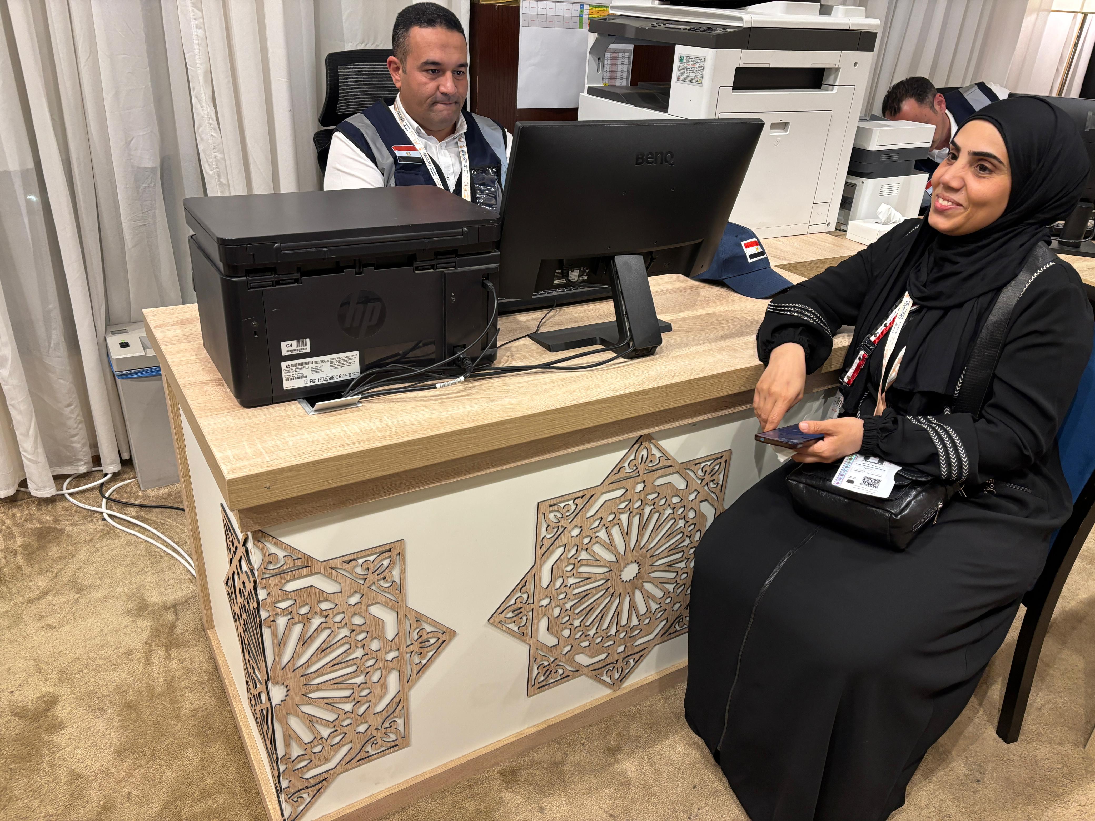 غرفة عمليات حج القرعة بالمدينة المنورة (2)