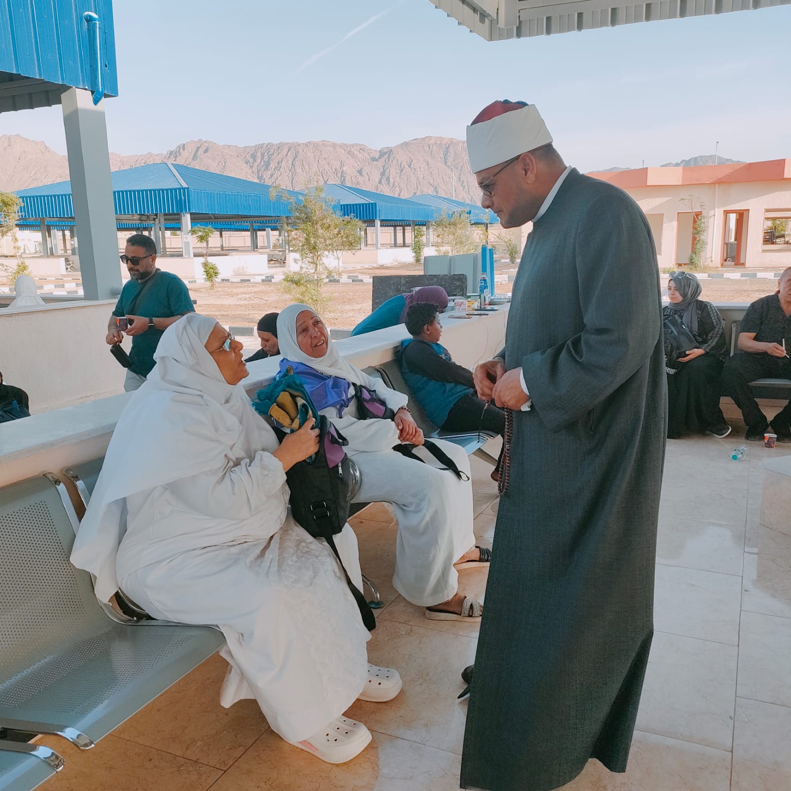 توعية حجاج بيت الله الحرام بميناء نويبع