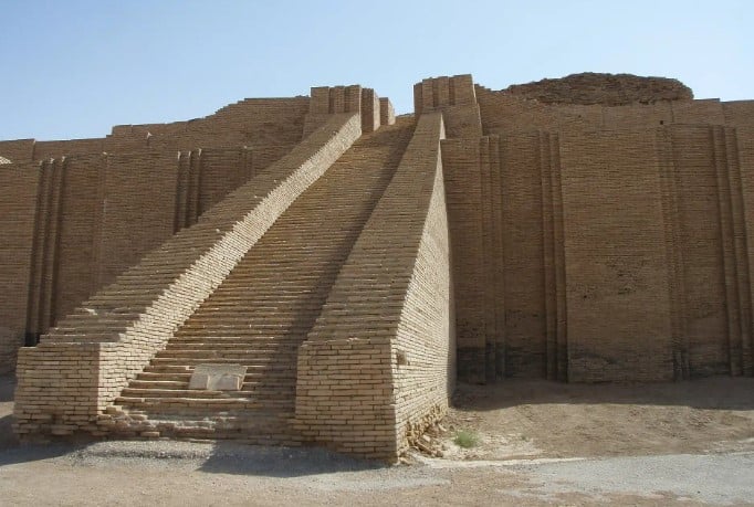 ترميم زقورة أور بالعراق ترميم زقورة أور بالعراق