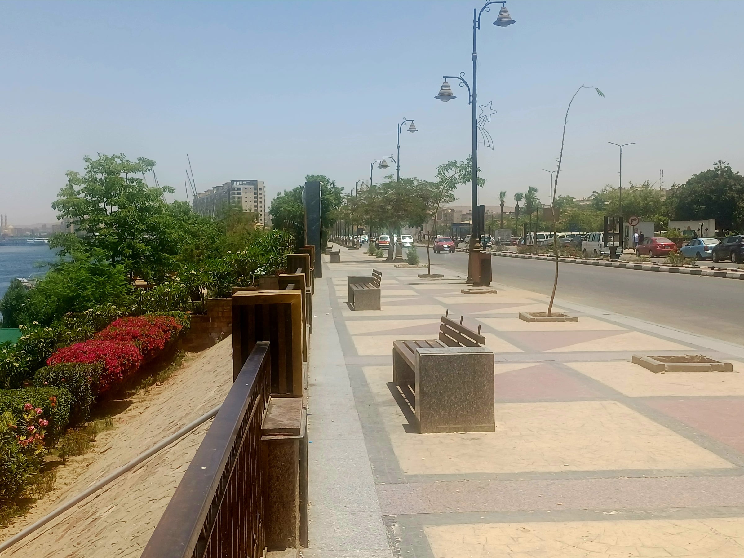 خلو الكورنيش من الماره