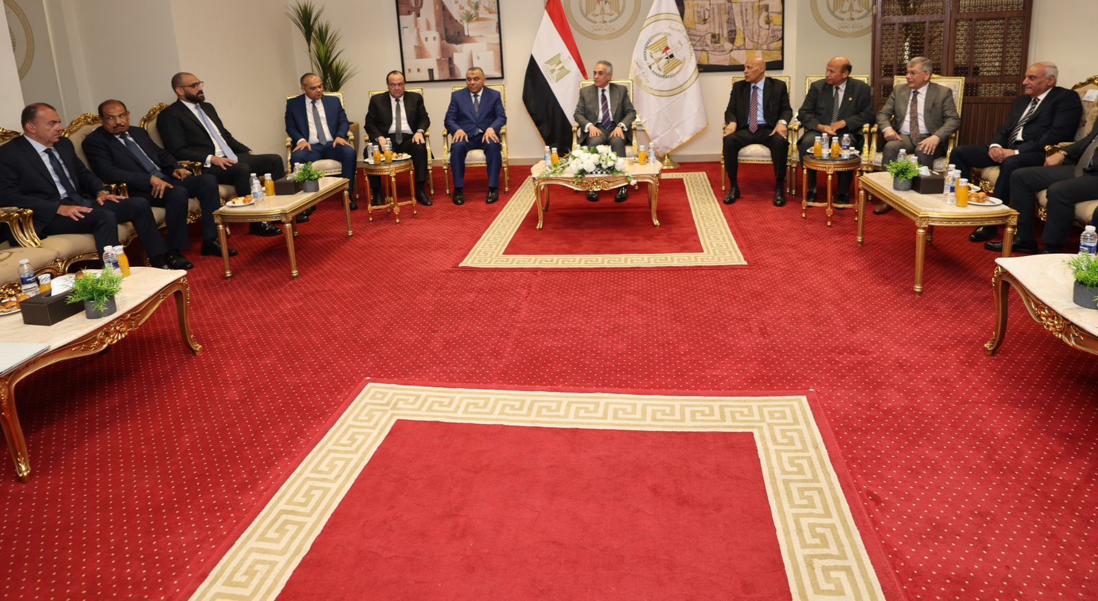 الدورة التدريبية الأولى لقضاة محاكم الجنايات  (10)