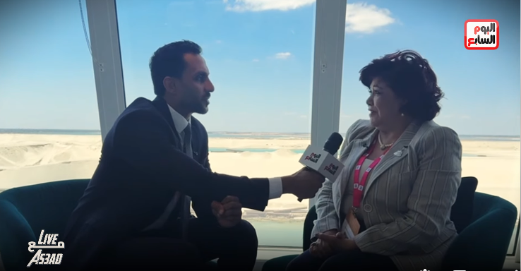النائبة نورا علي والزميل محمد أسعد خلال اللقاء