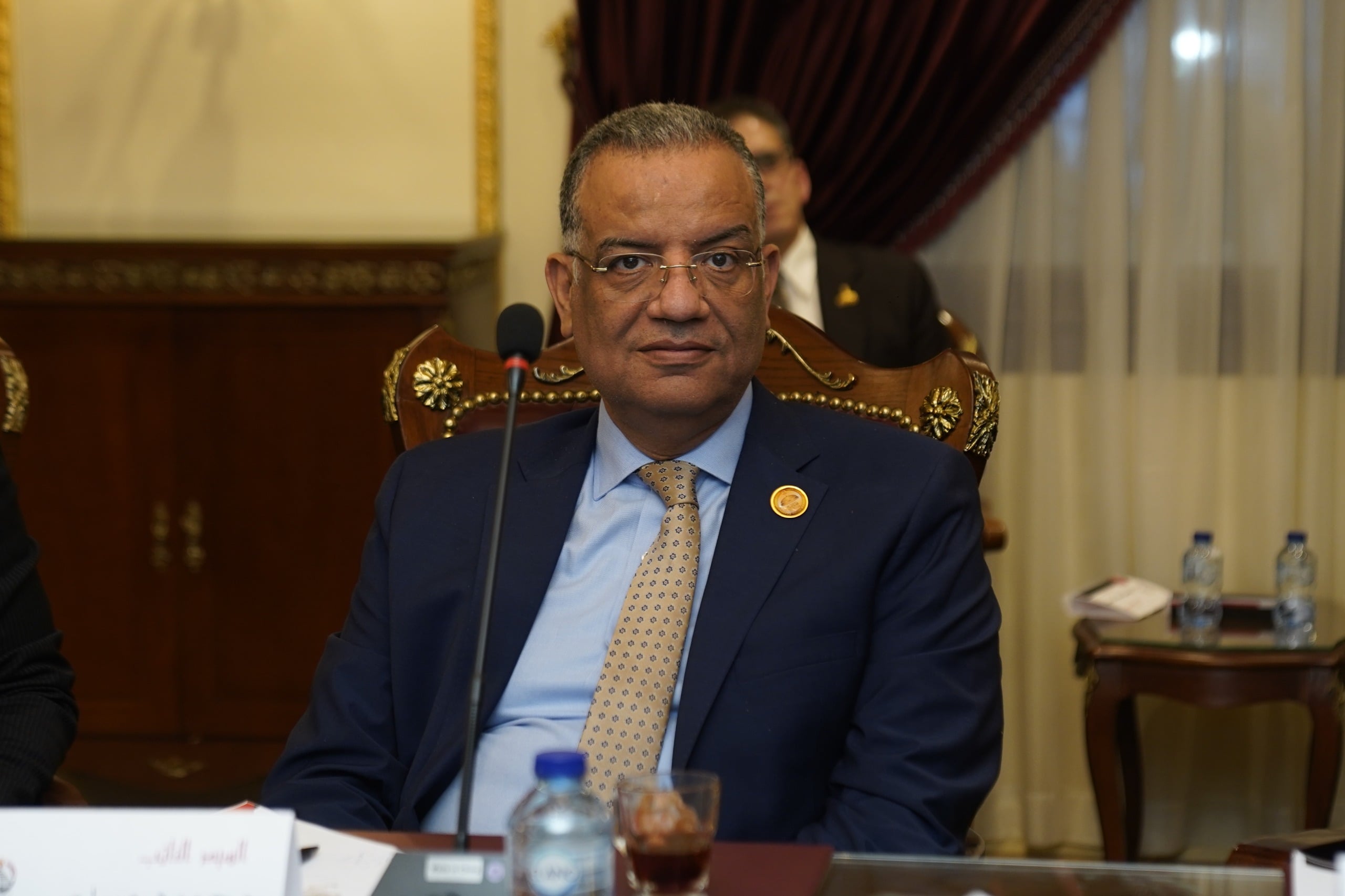 الدكتور محمود مسلم الدكتور محمود مسلم