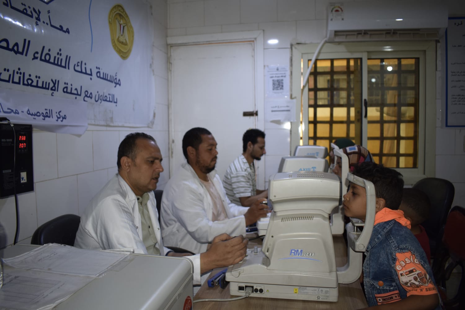 قافلة طبية متكاملة لأسيوط تتضمن الرمد والباطنة والأطفال (4)