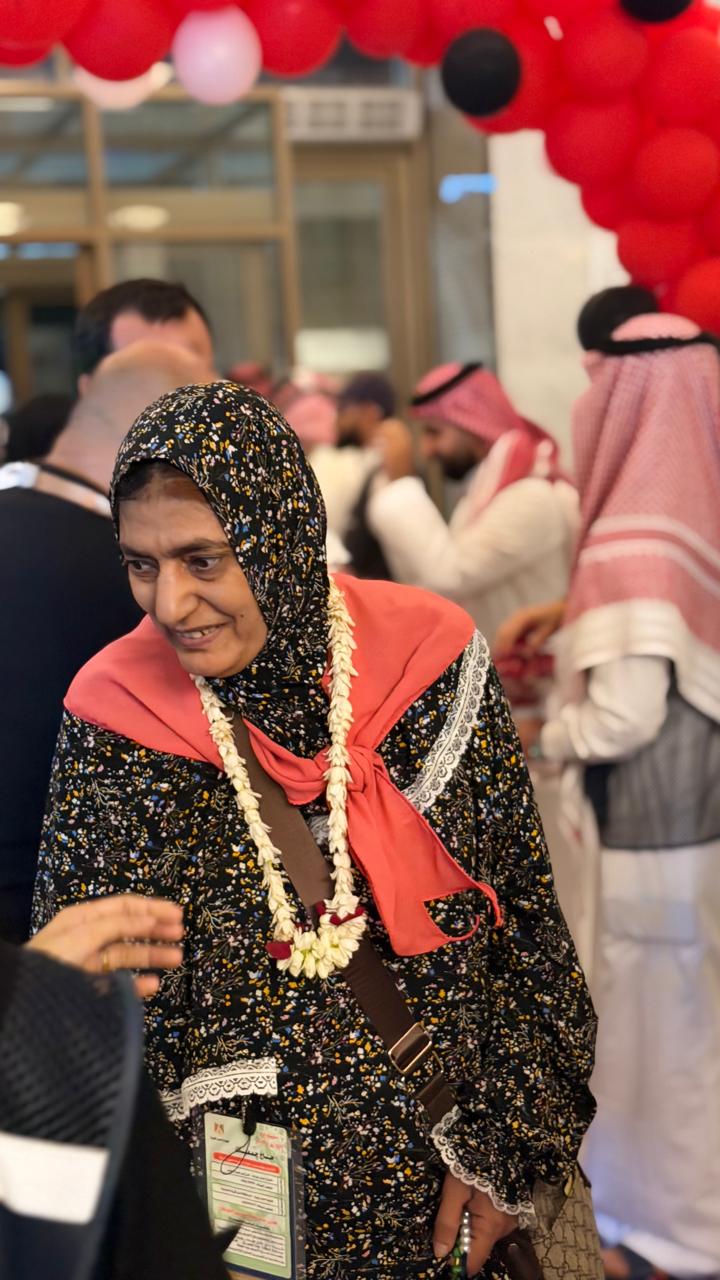 التضامن الاجتماعي تواصل تفويج حجاج الجمعيات الأهلية إلى الأراضي المقدسة