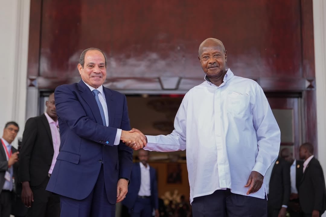 الرئيس السيسي والرئيس الأوغندى (3)
