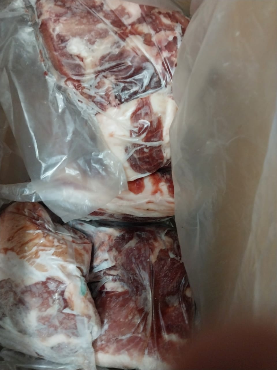 جانب من اللحوم المضبوطة جانب من اللحوم المضبوطة