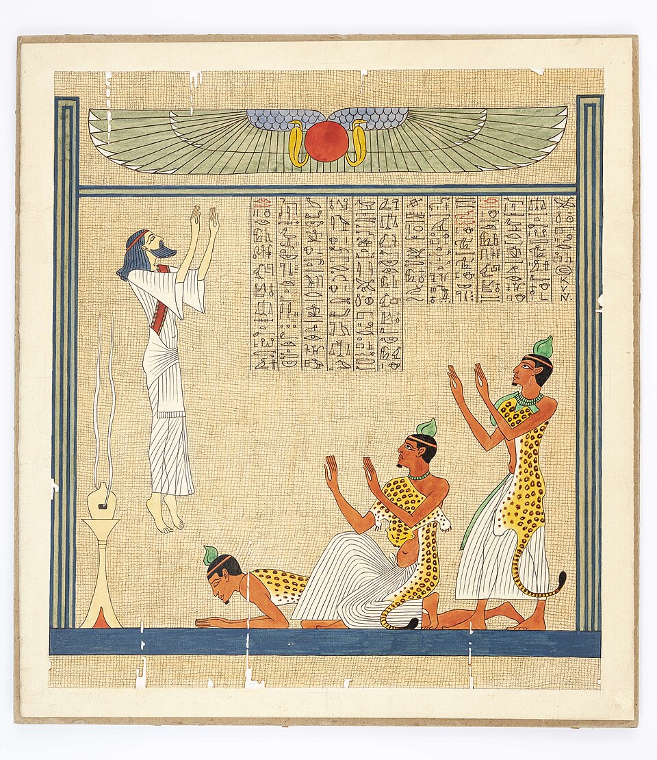 ملابس كهنة