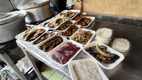 سلطات-جاهزة-فى-السوق