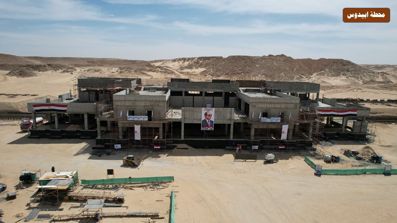 احد المحطات بالخط الثاني للقطار