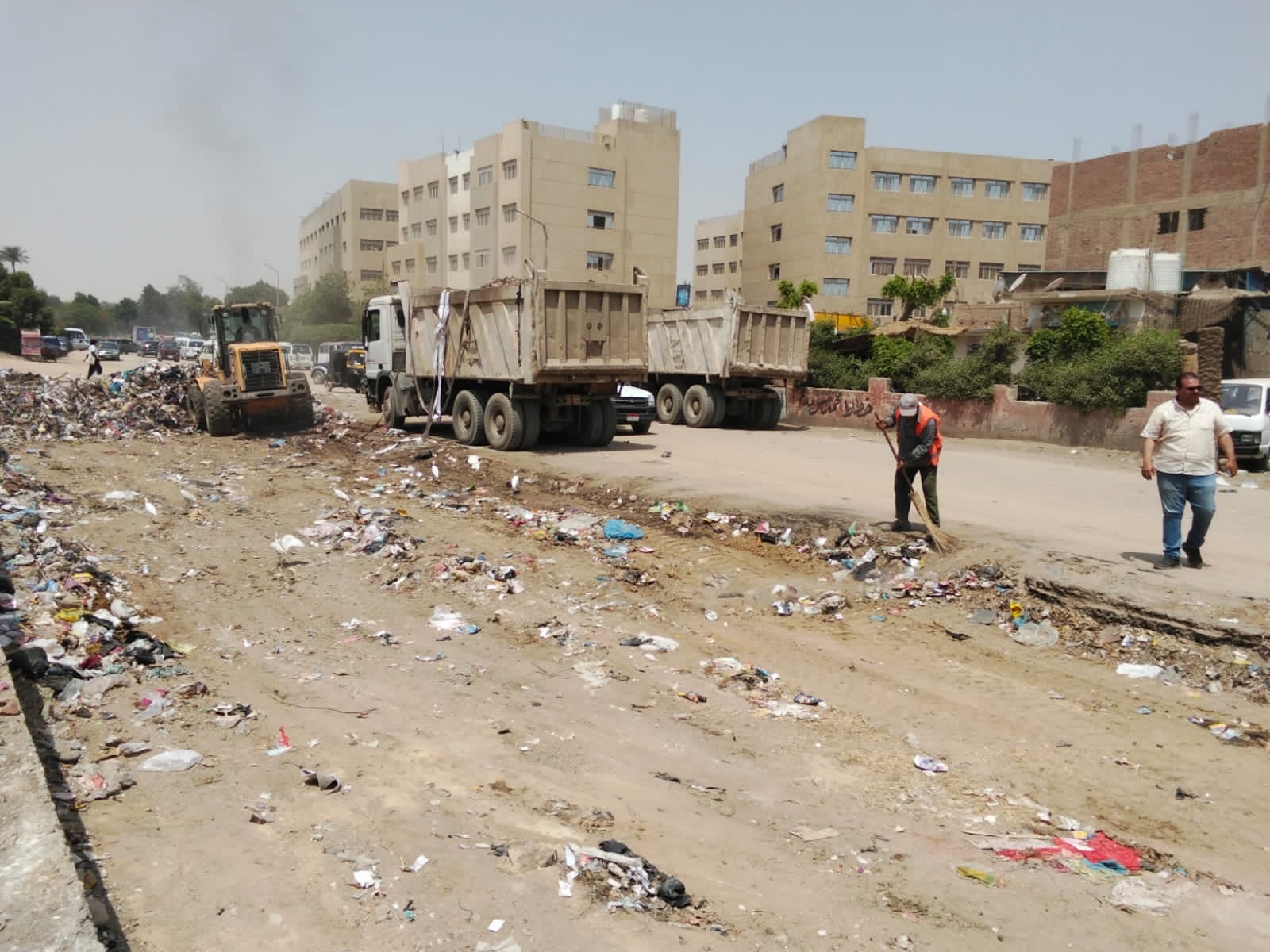 رفع 180 طن مخلفات خلال حملات مكثفة (2)