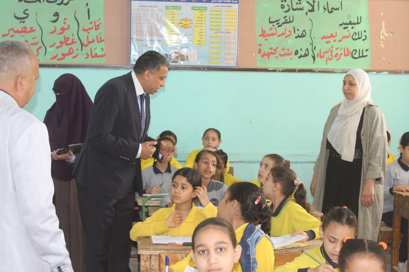 متابعة الامتحانات