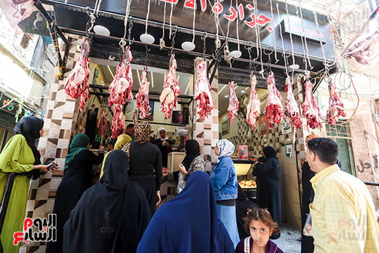 اقبال كثيف على لحمة الرأس