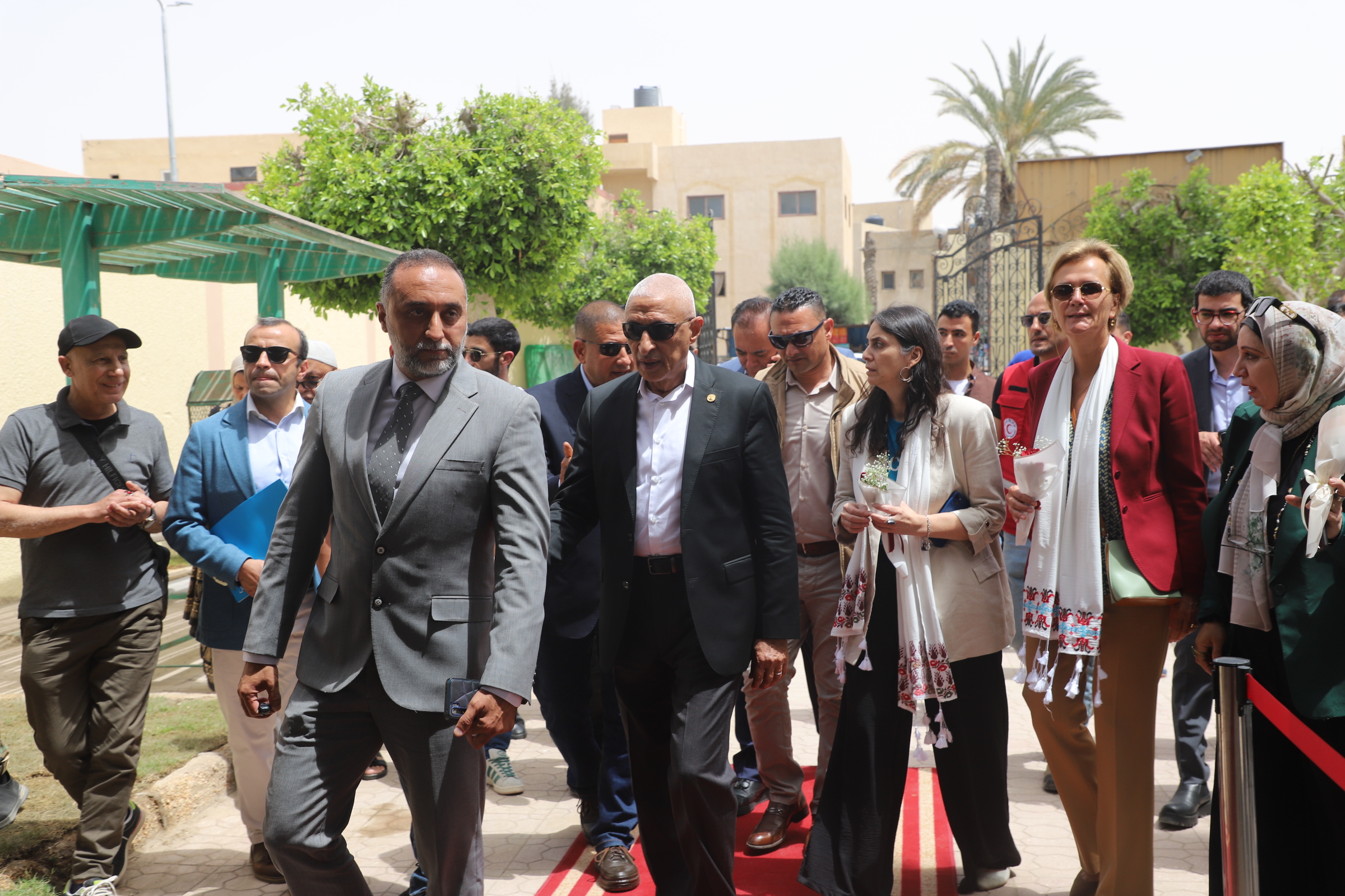 تفقد كرافانات طبية 