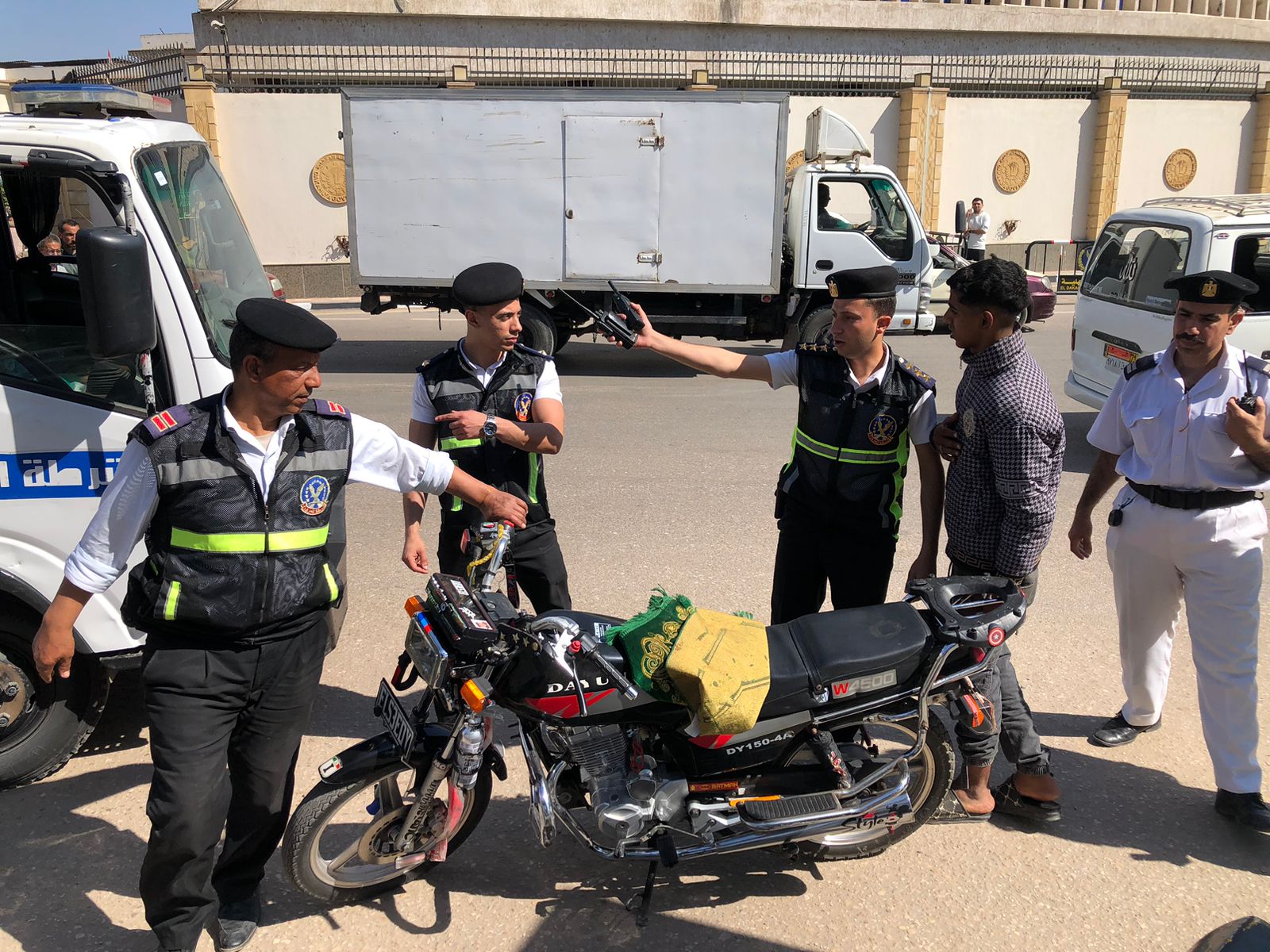 رقابة مشددة