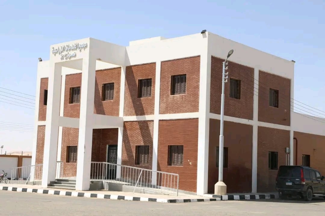 احد مجمعات الخدمات الزراعية بالفرافرة