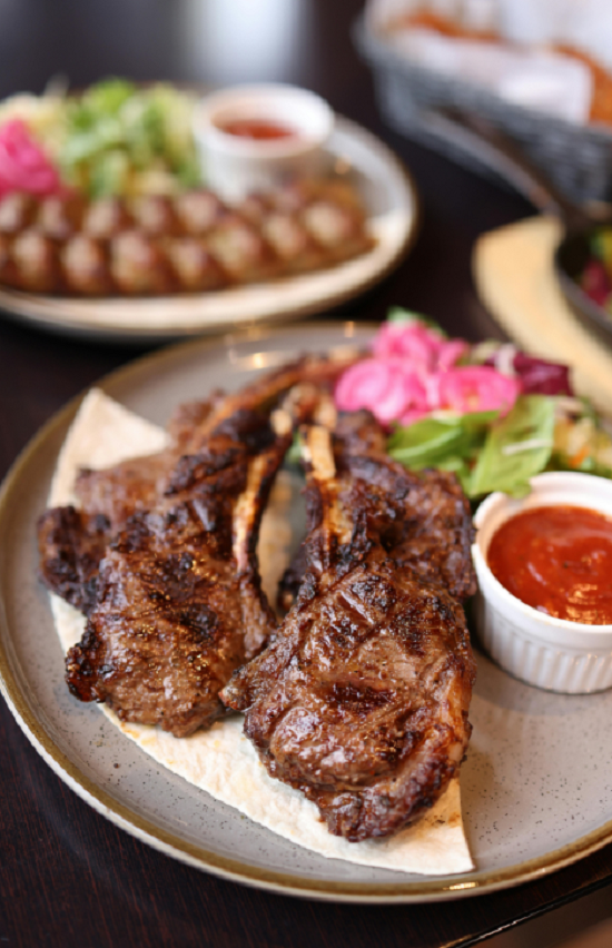 لحوم مشوية