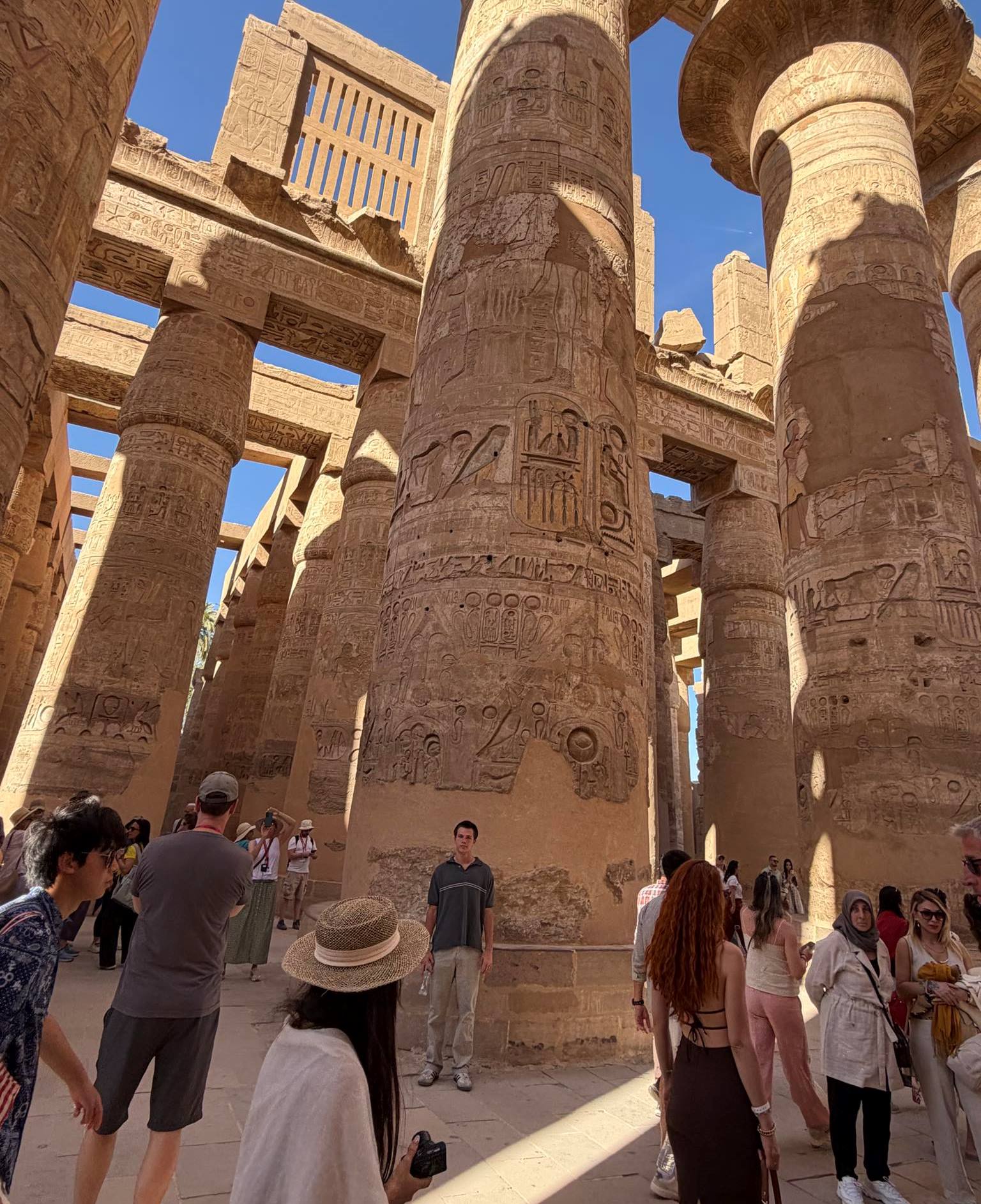 إقبال سياحي مميز فى معابد الكرنك