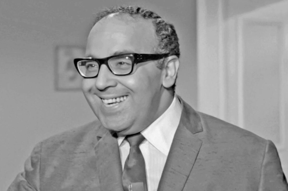 الراحل حسن مصطفى الراحل حسن مصطفى
