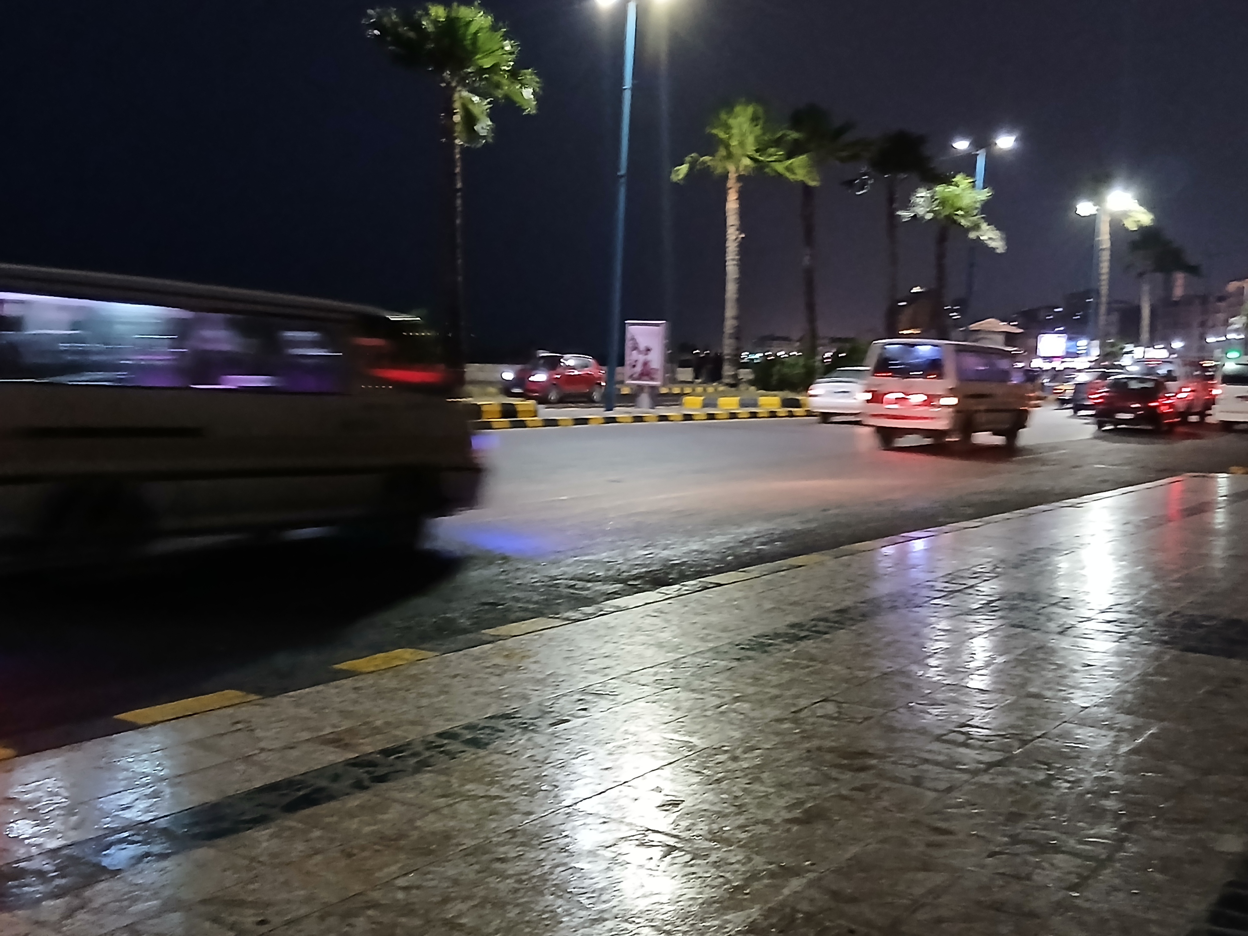 امطار ورياح شديدة في الإسكندرية