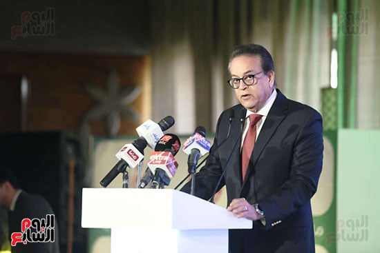 خالد عبدالغفار وزير الصحة