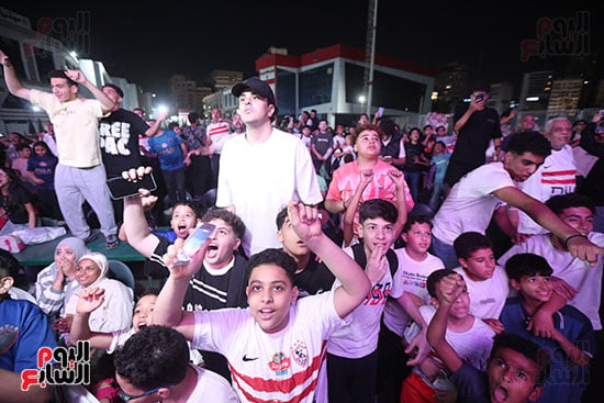 الاطفال داخل نادي الزمالك وفرحة الدوري الاطفال داخل نادي الزمالك وفرحة الدوري