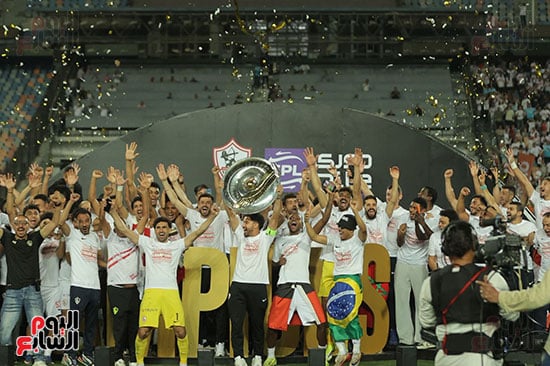 تتويج الزمالك بلقب الدوري المصري تتويج الزمالك بلقب الدوري المصري