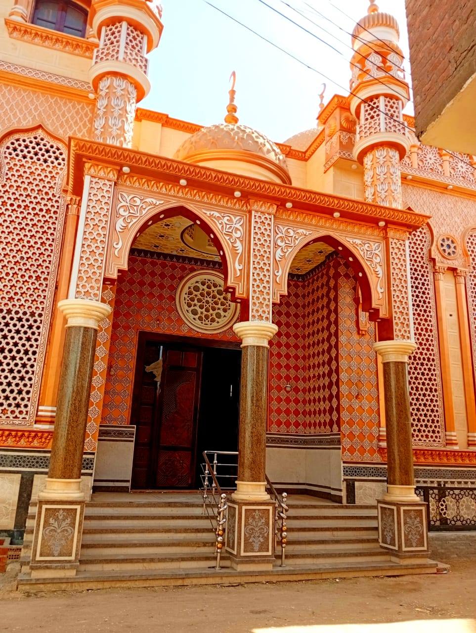 مدخل المسجد
