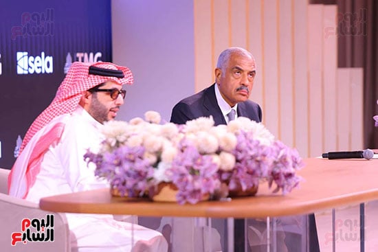 المستشار تركى ال الشيخ يلقى كلمه عقب توقيع الاتفاقيه المستشار تركى ال الشيخ يلقى كلمه عقب توقيع الاتفاقيه