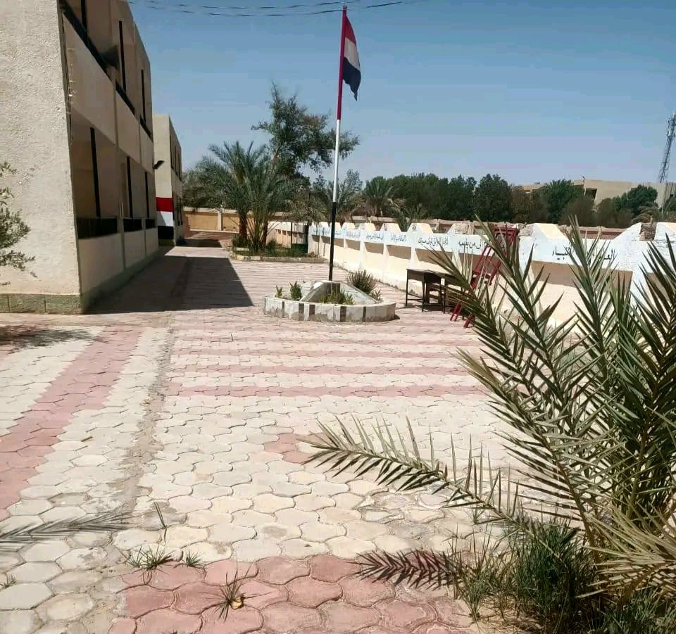 رثف مدرسة الصم والبكم بالداخلة رثف مدرسة الصم والبكم بالداخلة