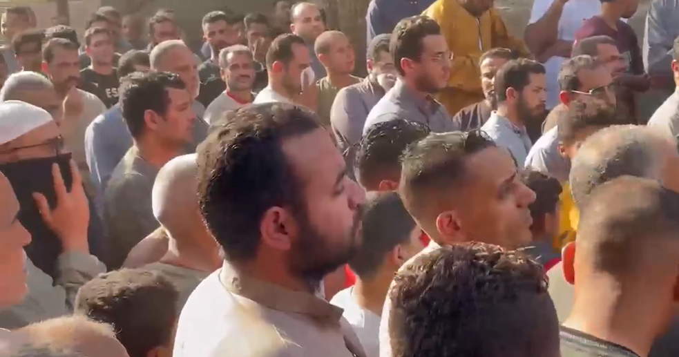 جانب من الجنازة جانب من الجنازة