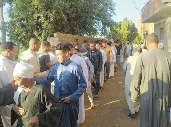 التهنئة بالعيد ـ ارشيفية