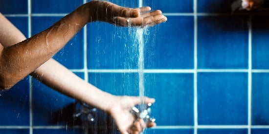 فوائد الاستحمام فوائد الاستحمام