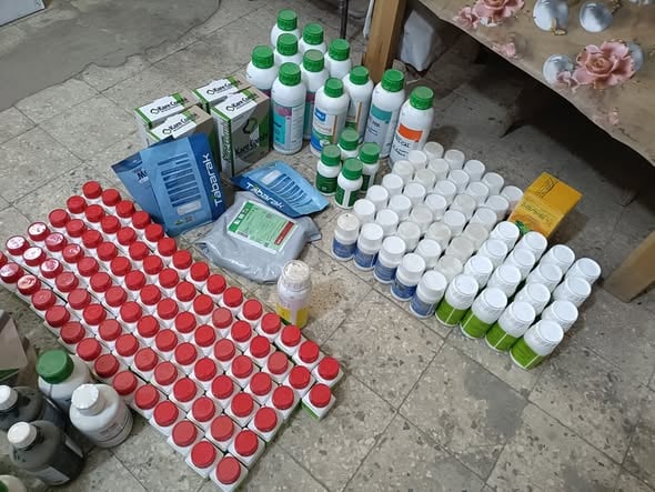 ضبط مبيدات زراعية منتهية الصلاحية ضبط مبيدات زراعية منتهية الصلاحية