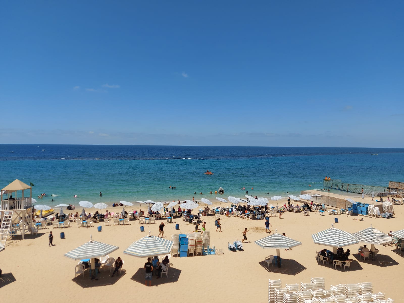 شواطئ الاسكندرية 1