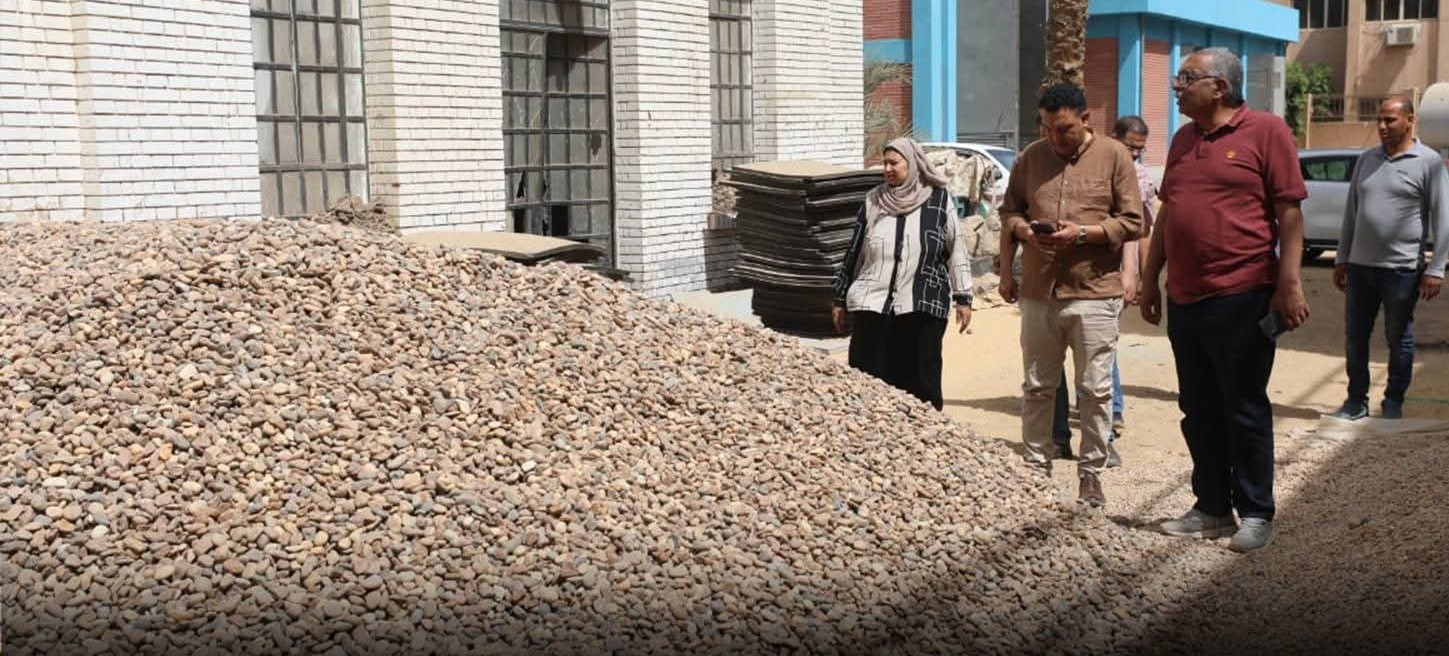 العمل داخل المحطة