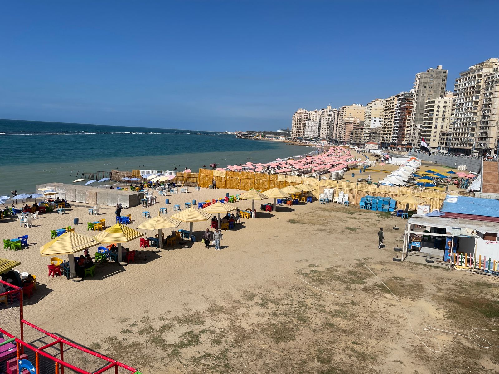 شواطئ الاسكندريه