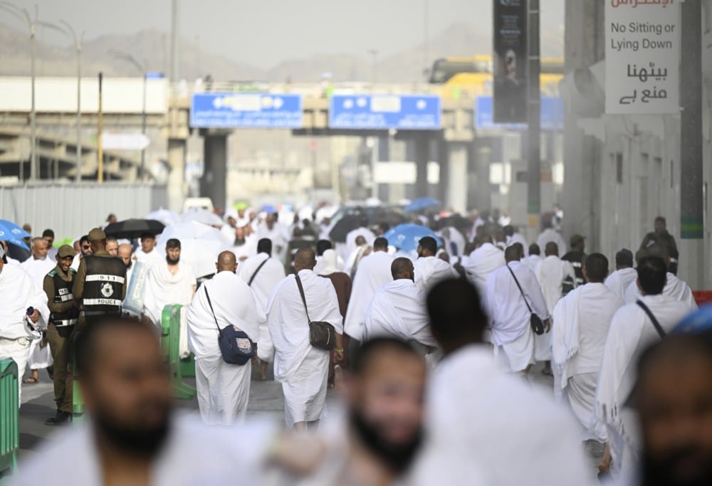 حجاج بيت الله الحرام  (1)