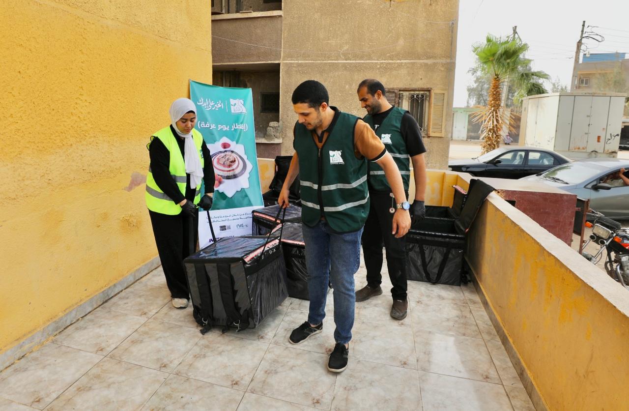مبادرة  إفطار يوم عرفة   (4)
